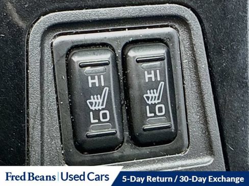 Used 2020 Mitsubishi Outlander SE AWD/4WD image 25