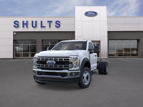 New 2026 Ford F550 4x4 Regular Cab Super Duty image 2