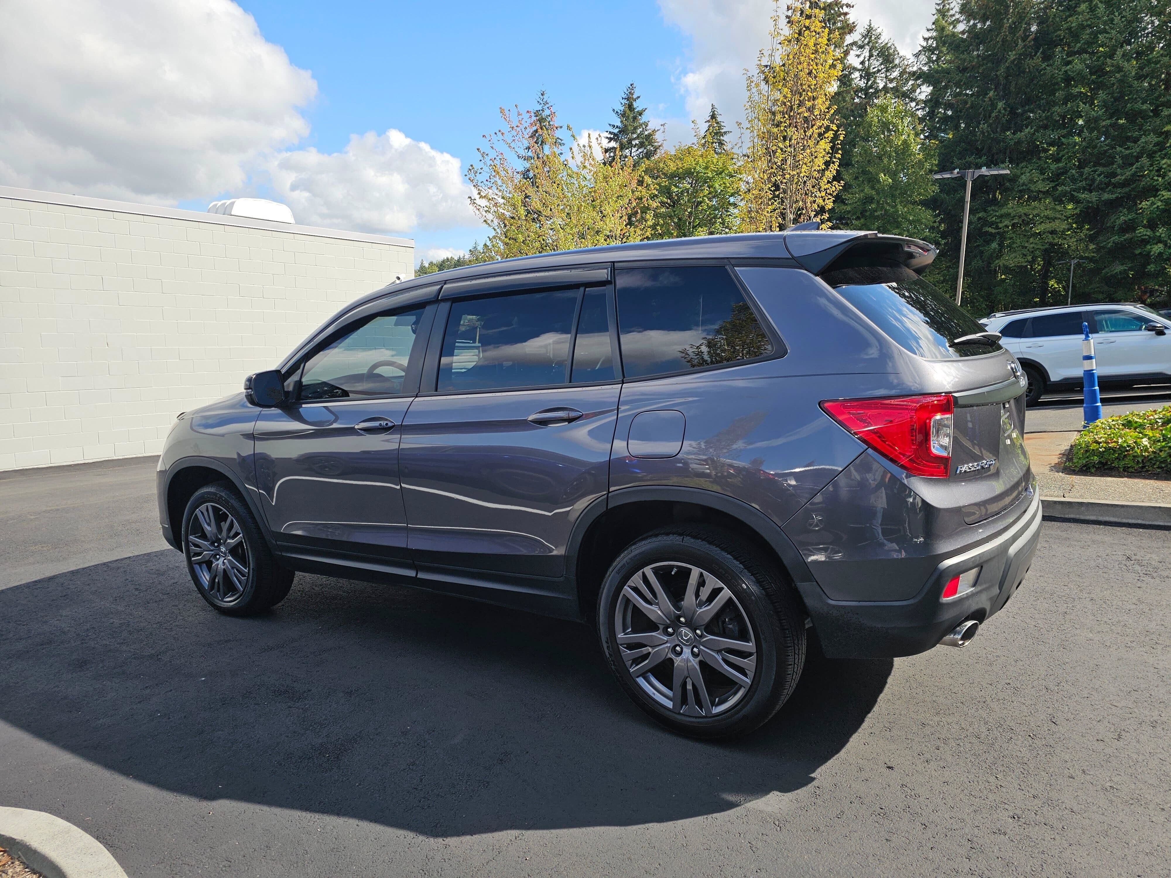 Used 2021 Honda Passport EX-L image 3