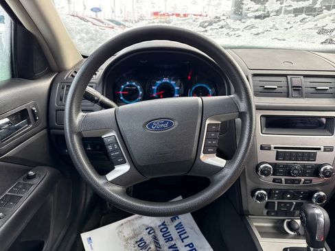 Used 2012 Ford Fusion SE image 10