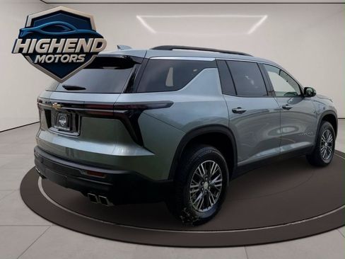 Used 2026 Chevrolet Traverse LT AWD/4WD image 6