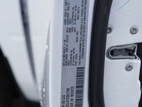 New 2026 RAM 2500 Tradesman AWD/4WD image 33