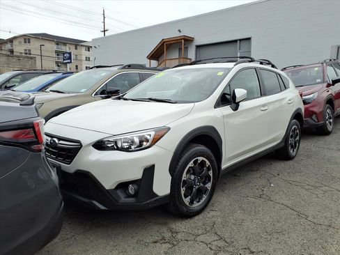 Certified 2021 Subaru Crosstrek 2.0i Premium image 1