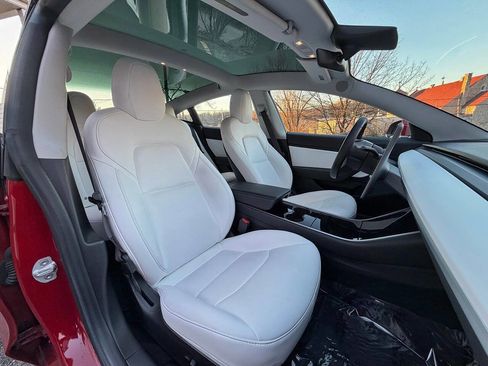 Used 2018 Tesla Model 3 Long Range image 17
