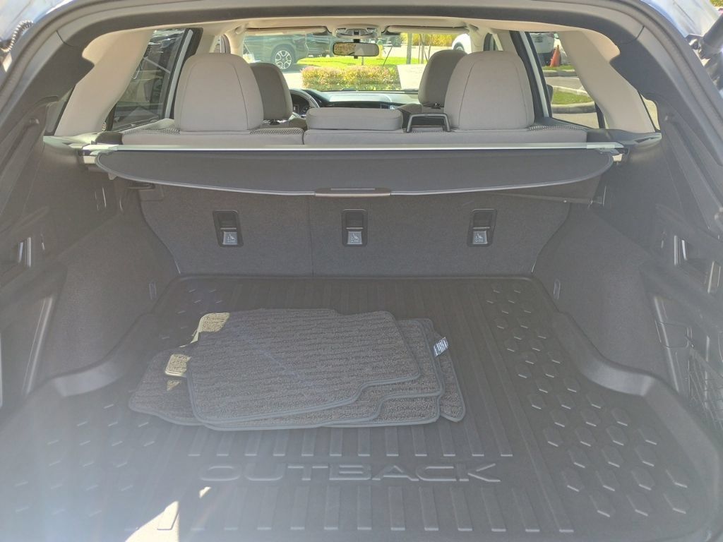 Certified 2024 Subaru Outback Premium AWD/4WD image 18