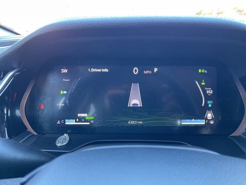 Used 2024 Jeep Grand Cherokee Limited 4xe image 9