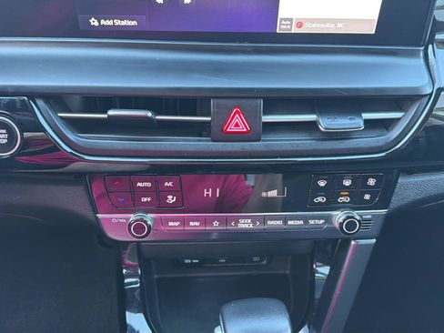 Used 2024 Kia Seltos S FWD image 21