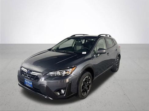 Certified 2023 Subaru Crosstrek 2.0i Premium image 2
