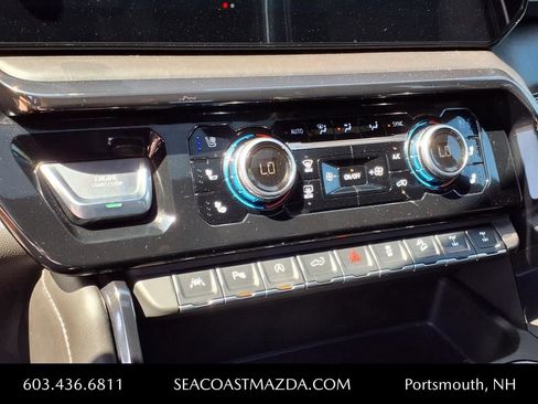 Used 2024 GMC Sierra 1500 AT4X image 23