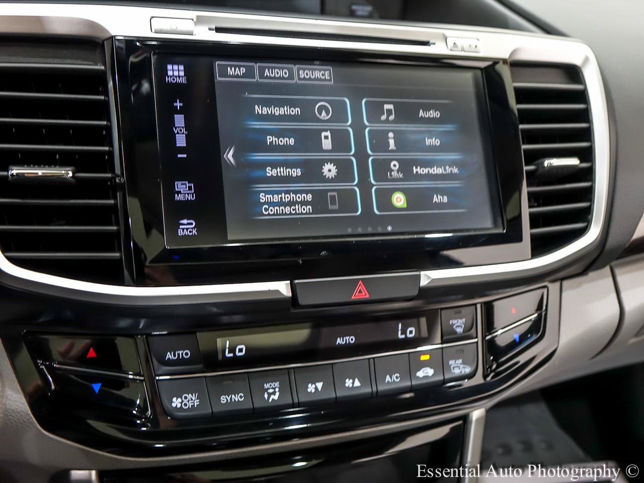 Used 2017 Honda Accord Touring image 21