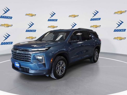 New 2026 Chevrolet Traverse LT image 4