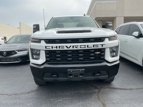Used 2021 Chevrolet Silverado 2500 Custom w/ Custom Value Package image 6