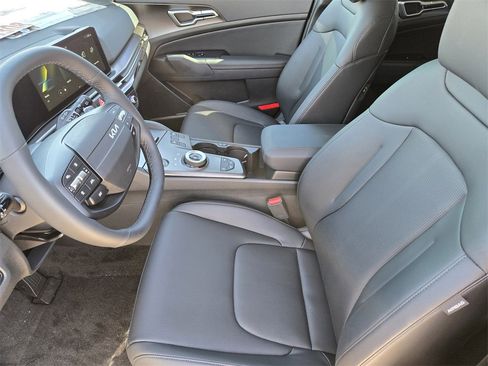 New 2026 Kia Sportage EX image 9