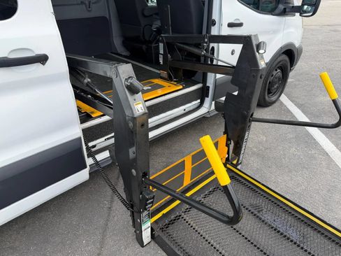 Used 2015 Ford Transit 350 XL RWD image 25