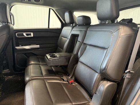 Used 2023 Ford Explorer XLT w/ Equipment Group 202A image 22