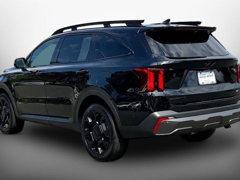 Used 2025 Kia Sorento SX Prestige w/ Olive Brown Leather Package image 13