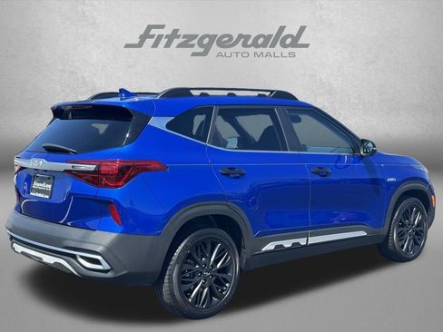 Used 2022 Kia Seltos Nightfall Edition AWD/4WD image 6