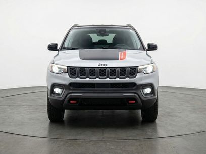 Used 2025 Jeep Compass Trailhawk