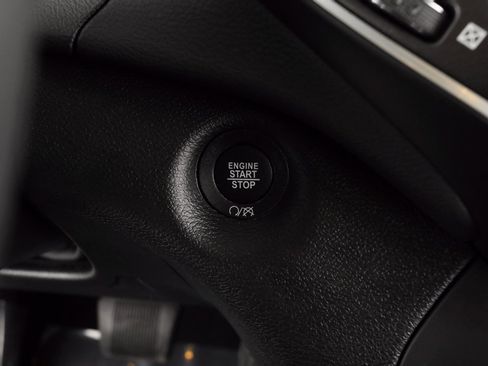 Certified 2021 Jeep Cherokee Trailhawk image 27