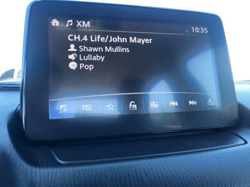 Used 2019 Toyota Yaris LE FWD image 14