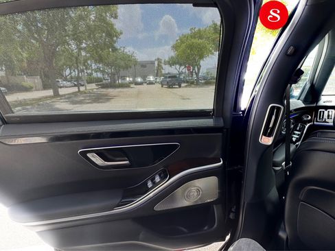 Used 2025 Mercedes-Benz S 500 4MATIC image 23