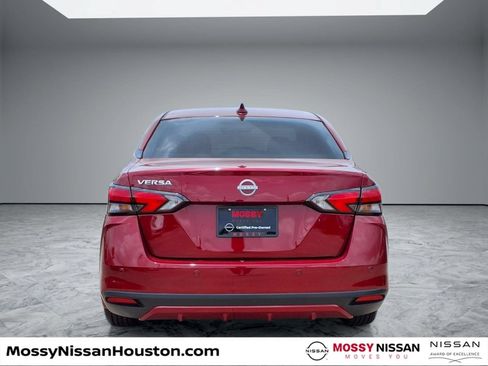Used 2025 Nissan Versa SV w/ Trunk Package FWD image 6