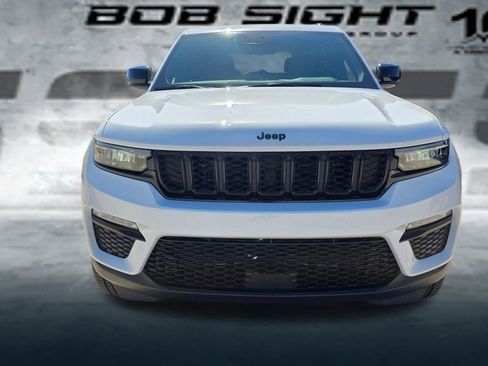 New 2025 Jeep Grand Cherokee Limited w/ Black Appearance Package image 9