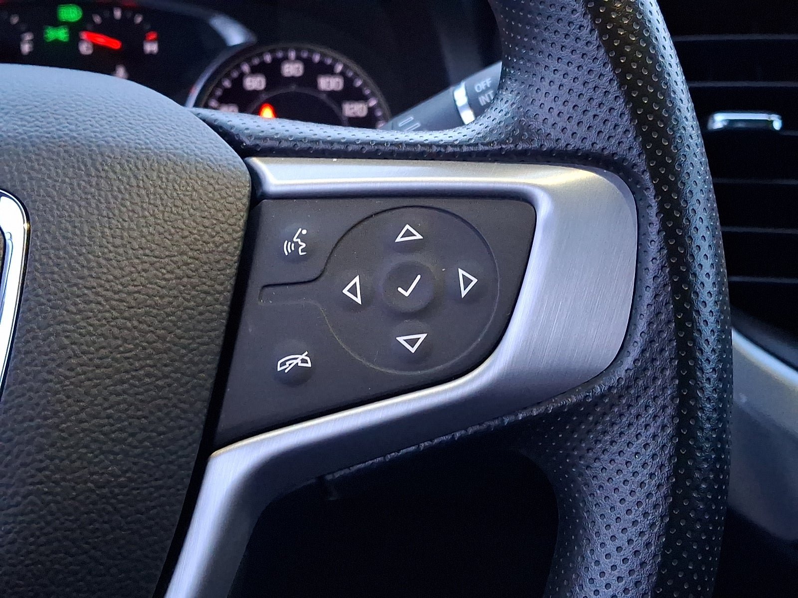 Certified 2023 GMC Acadia SLE FWD image 22