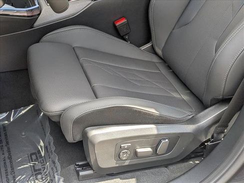 Used 2026 BMW X3 xDrive30 image 4