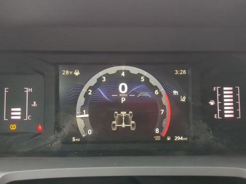 Used 2025 Toyota Tacoma SR5 image 10