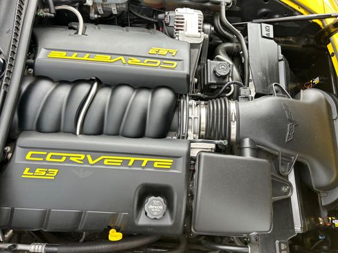 Used 2012 Chevrolet Corvette Grand Sport w/ 2LT Preferred Equipment Group RWD image 21