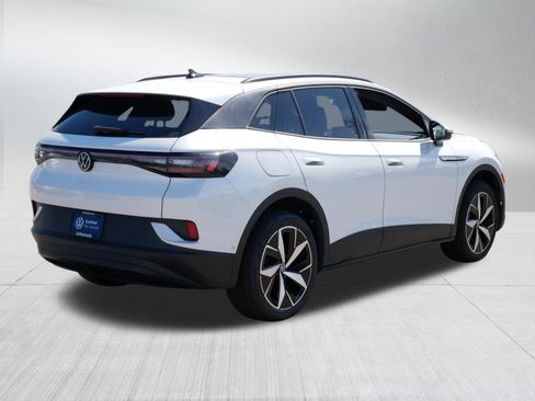 Used 2023 Volkswagen ID.4 Pro S image 7