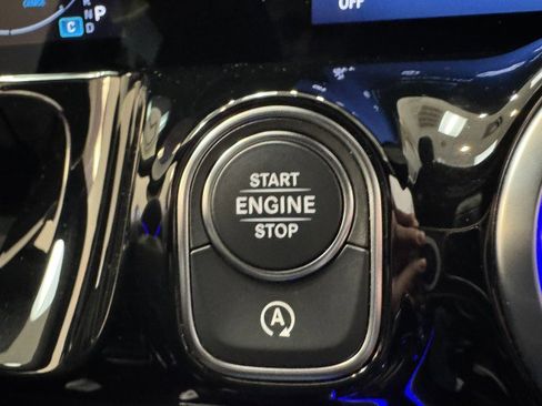 Certified 2025 Mercedes-Benz GLA 250 image 20