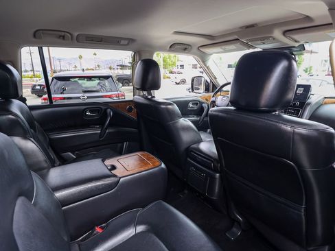 Used 2022 Nissan Armada SL w/ Captain's Chairs Package image 17