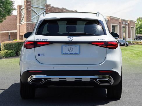 Certified 2025 Mercedes-Benz GLC 300 4MATIC image 5