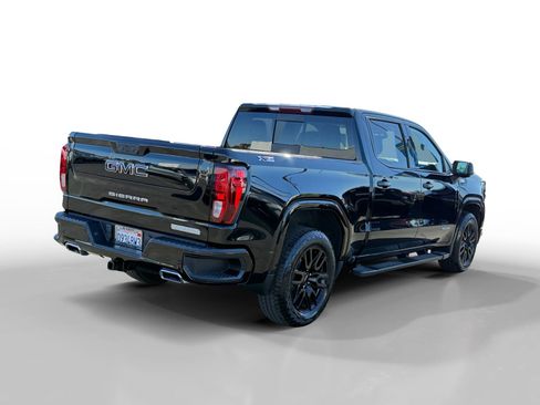 Used 2023 GMC Sierra 1500 Elevation w/ Elevation Premium Package AWD/4WD image 5