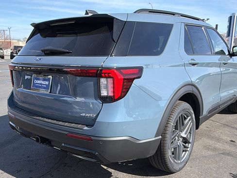 New 2026 Ford Explorer ST-Line w/ ST-Line Street Pack image 3