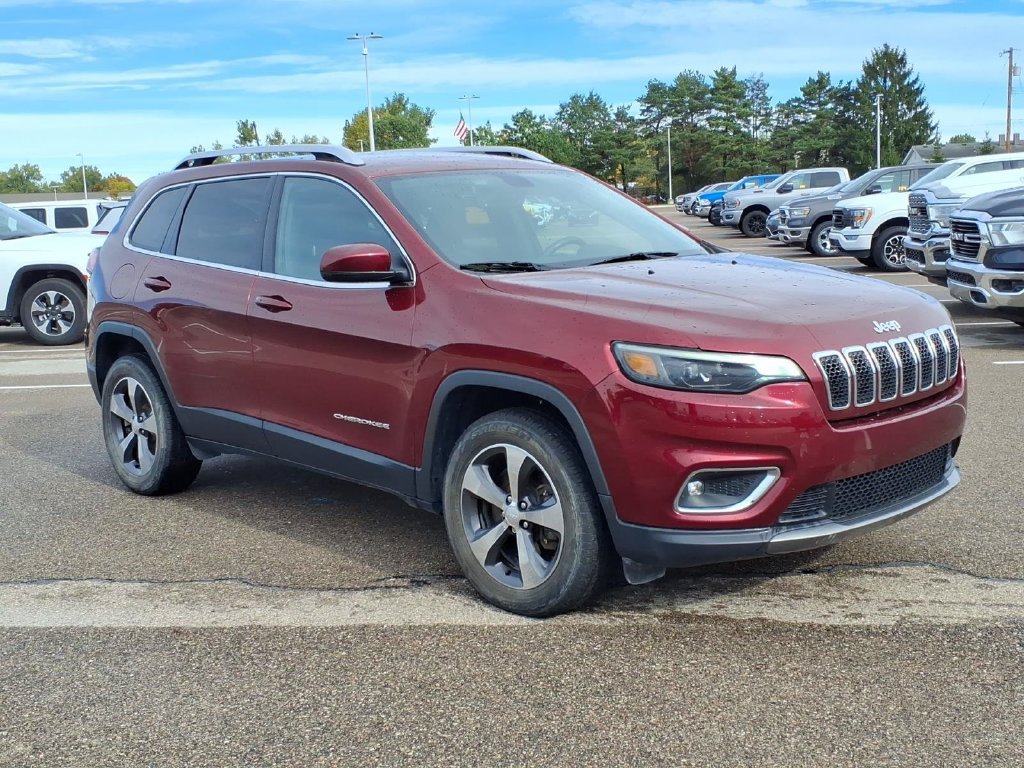 Used 2019 Jeep Cherokee Limited AWD/4WD image 3