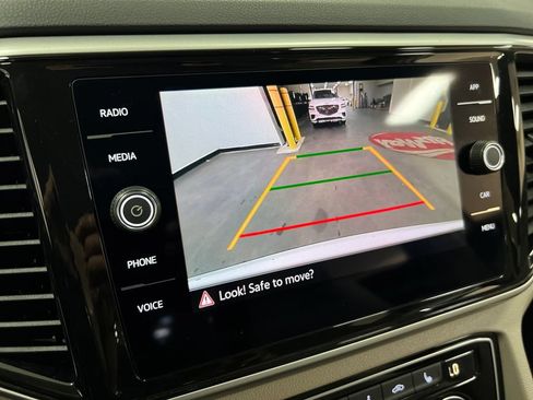 Used 2022 Volkswagen Atlas SE FWD image 22