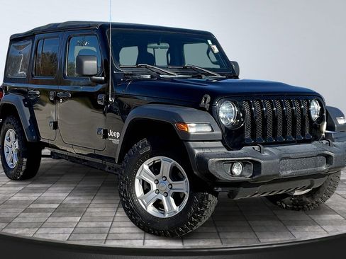 Used 2018 Jeep Wrangler Unlimited Sport S image 10