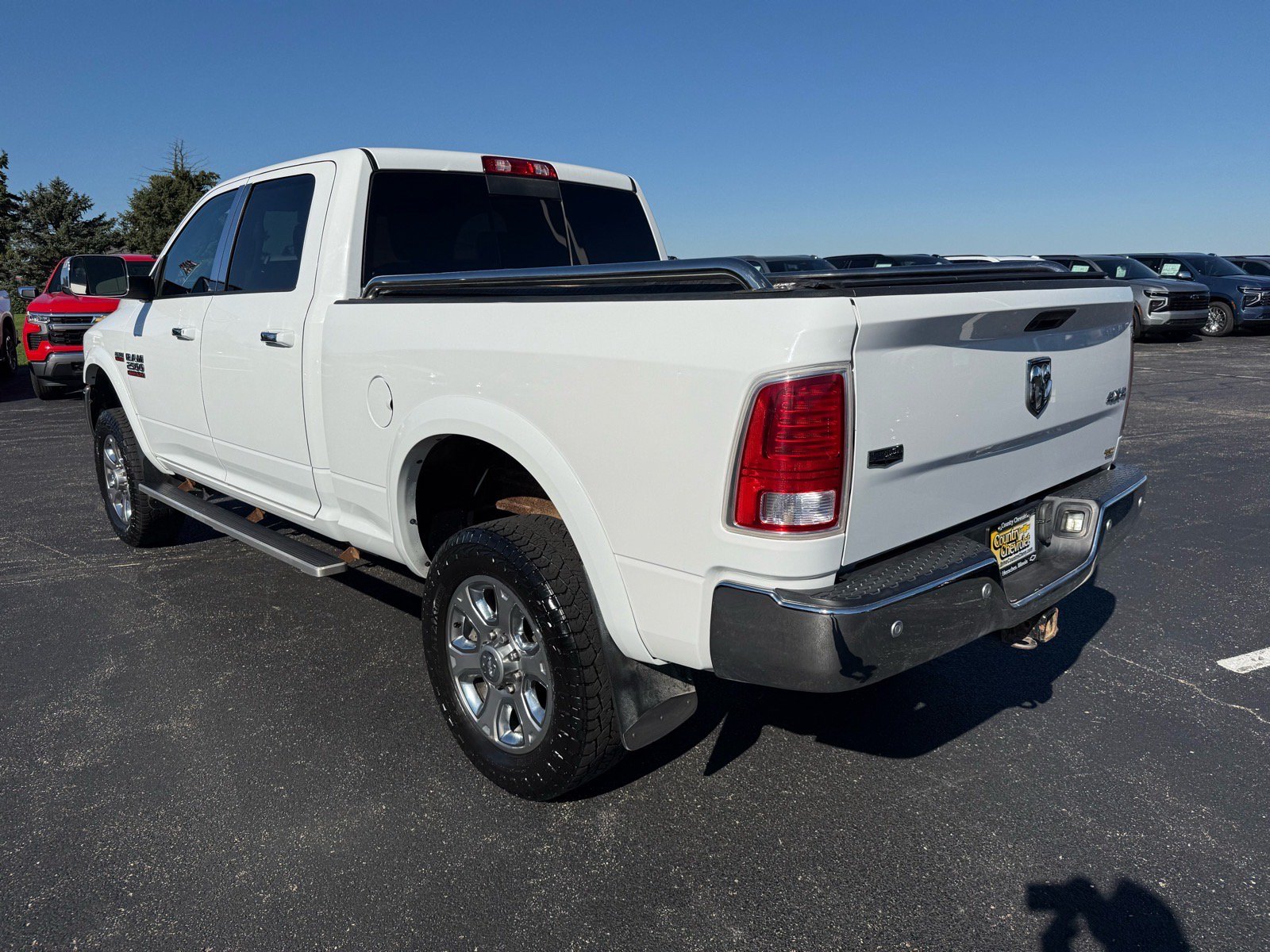 Used 2018 RAM 2500 Laramie AWD/4WD image 3