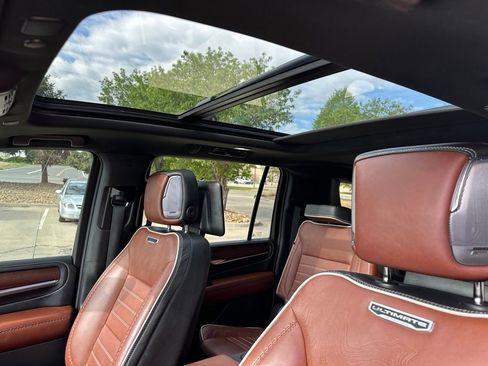 Certified 2023 GMC Yukon XL Denali Ultimate AWD/4WD image 17