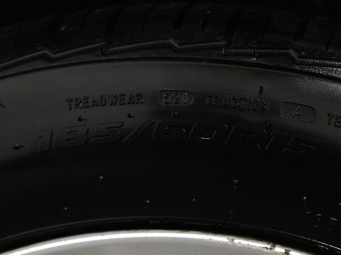 Used 2014 Ford Fiesta SE w/ Comfort Package image 36