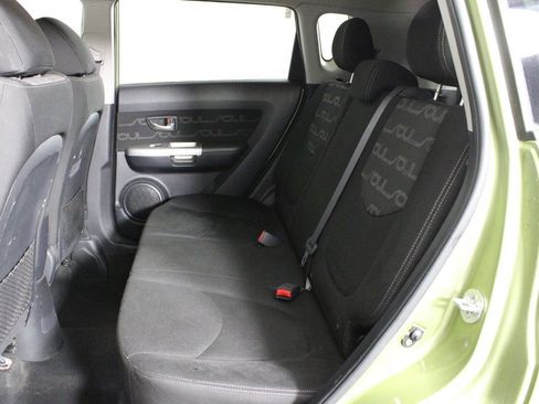 Used 2012 Kia Soul + image 10