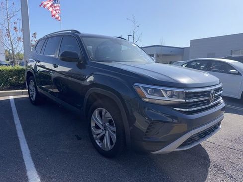 Used 2021 Volkswagen Atlas SE w/ Panoramic Sunroof Package image 3