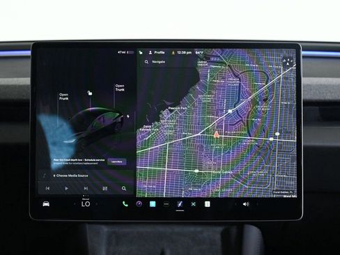 Used 2025 Tesla Model 3 Long Range image 12