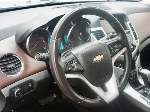 Used 2016 Chevrolet Cruze LTZ w/ Sun, Sound and Sport Package FWD image 11