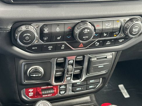 New 2025 Jeep Wrangler Unlimited Rubicon 392 image 20