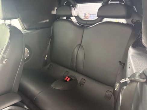 Used 2006 MINI Cooper Convertible image 13