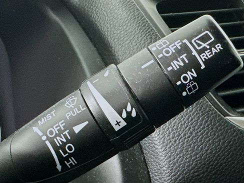 Used 2017 Honda Pilot EX image 13